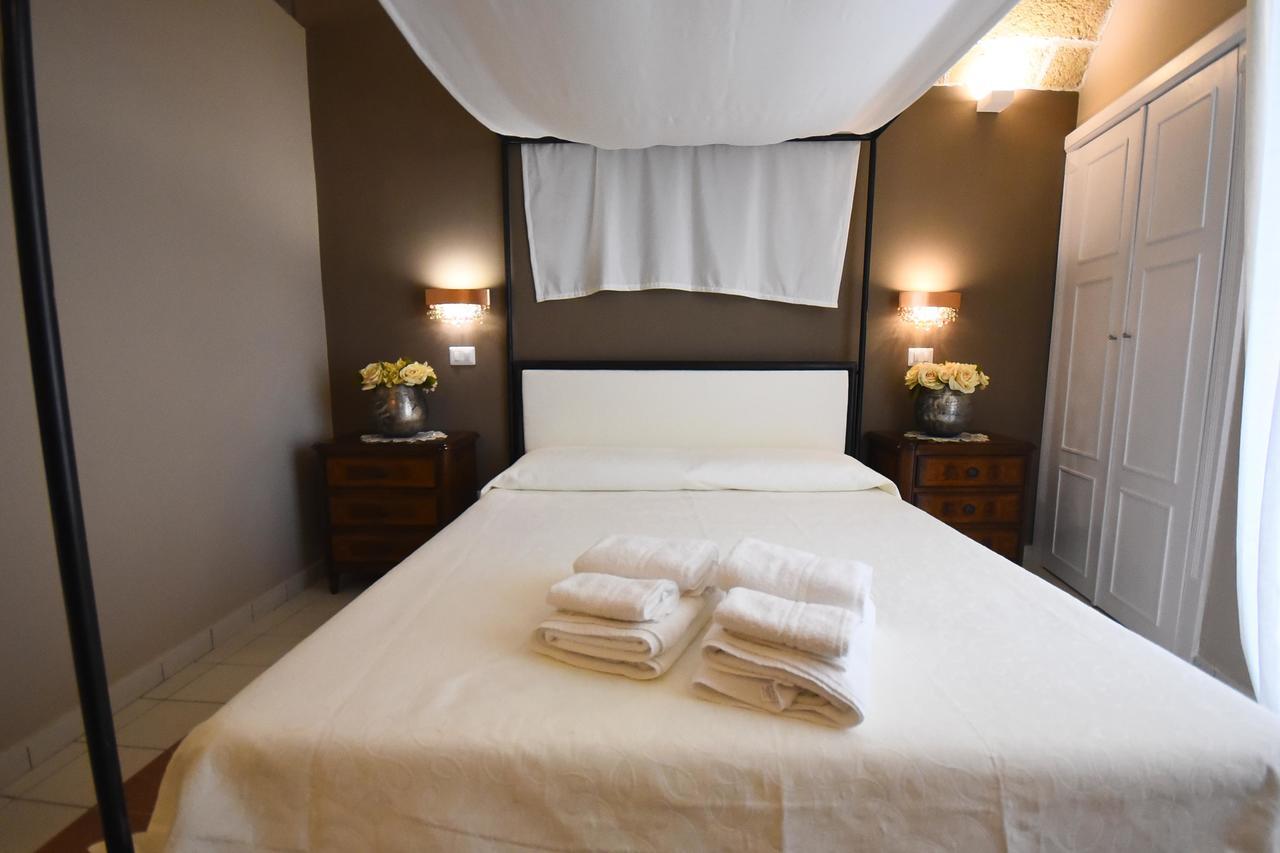 Doppelzimmer mit Balkon