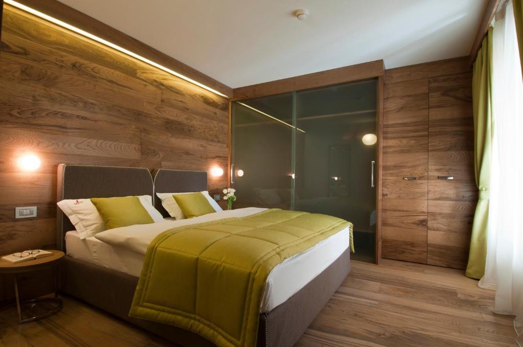 Exclusive Suite