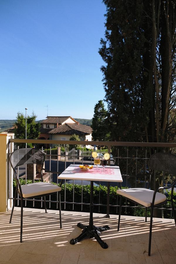 Standard Double or Twin Room Balcony