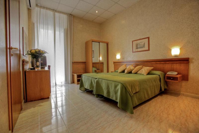 Zweibettzimmer
