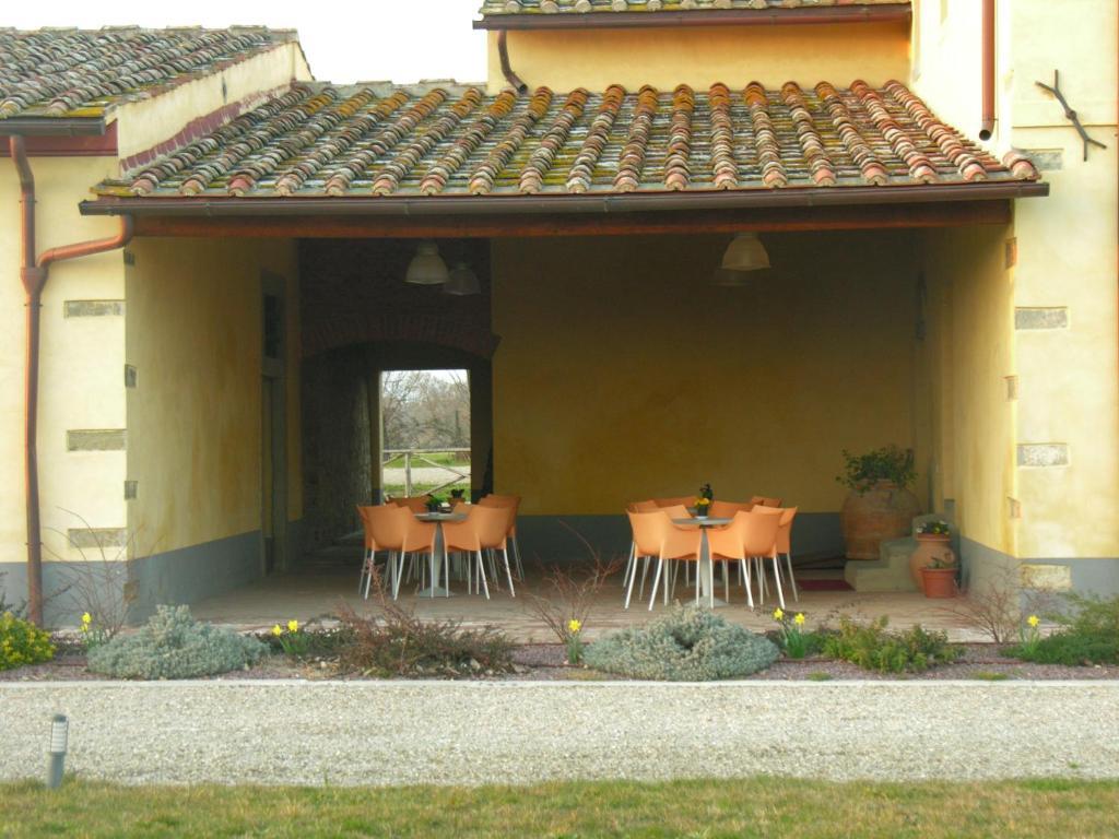 Studio Apartment (2 Adults)