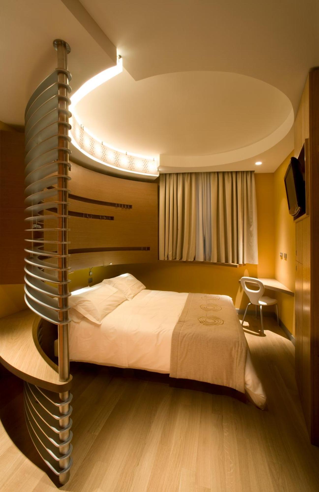 Standard Single Room,615586580:JPEG