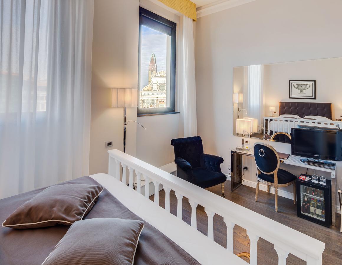 Doppel-/Zweibettzimmer mit Stadtblick