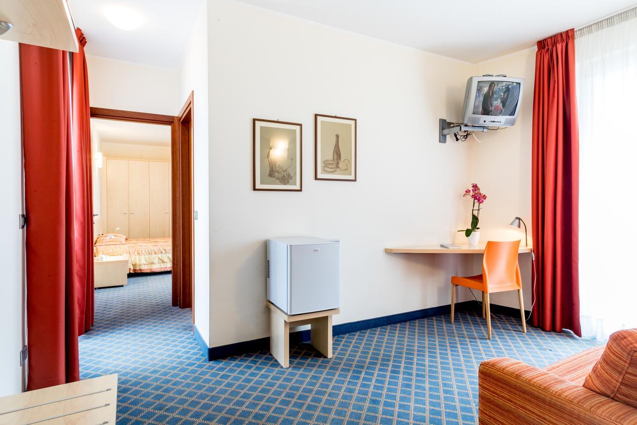 Familiekamer (2 Volwassenen + 2 Kinderen)