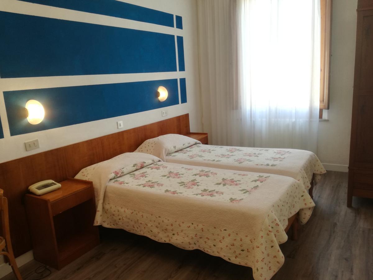 Chambre Double ou Lits Jumeaux