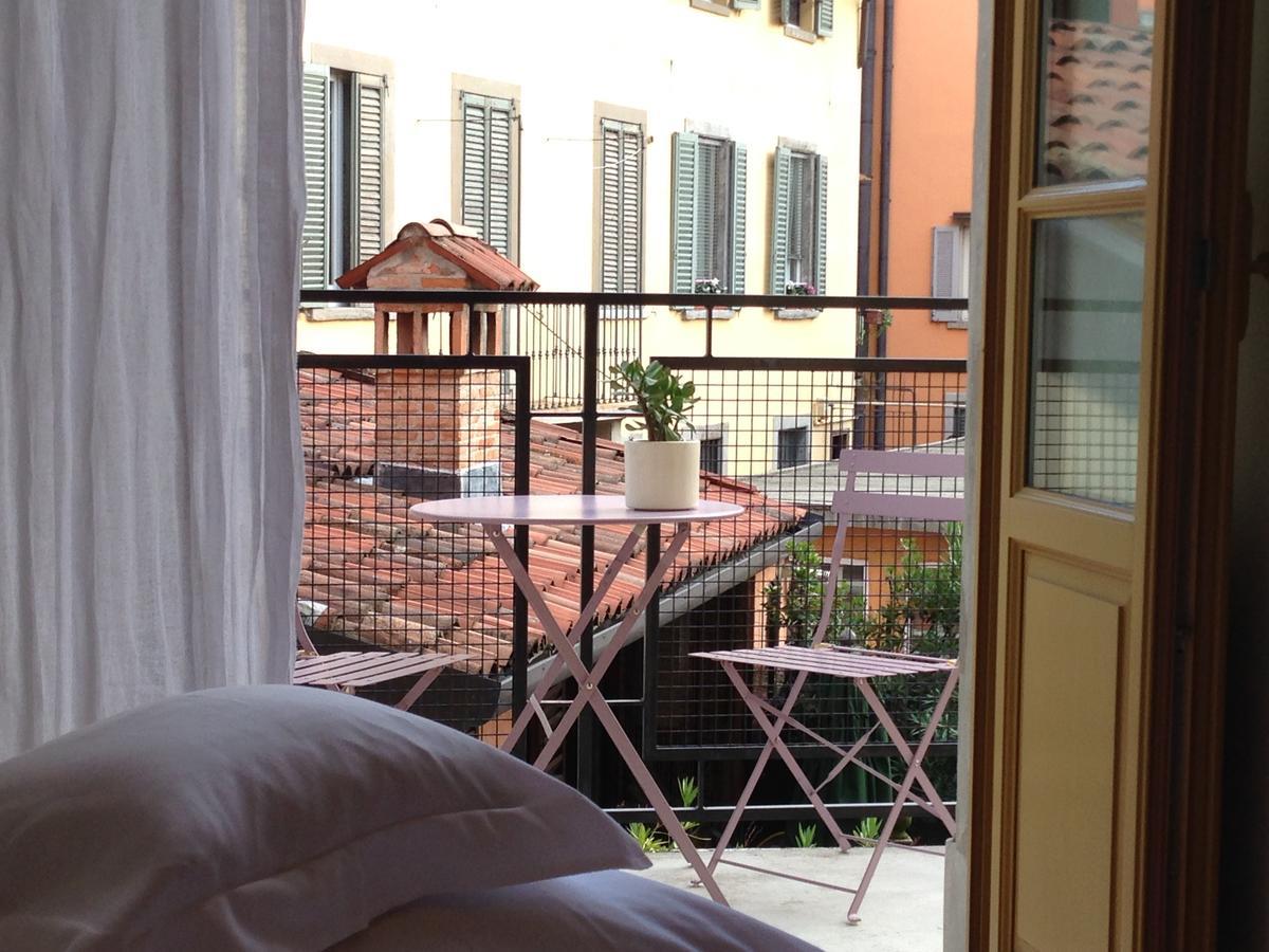 Studio with Balcony