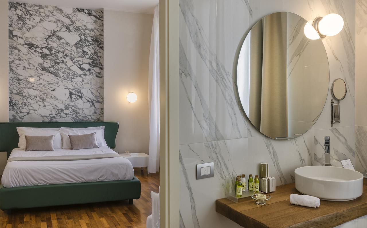 Superior Triple Room Bath