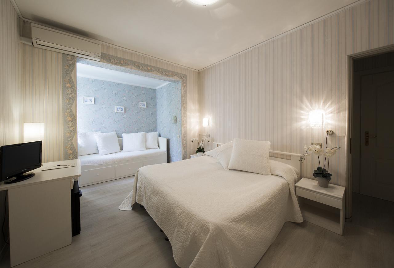 Classic Dreibettzimmer - Nebengebäude