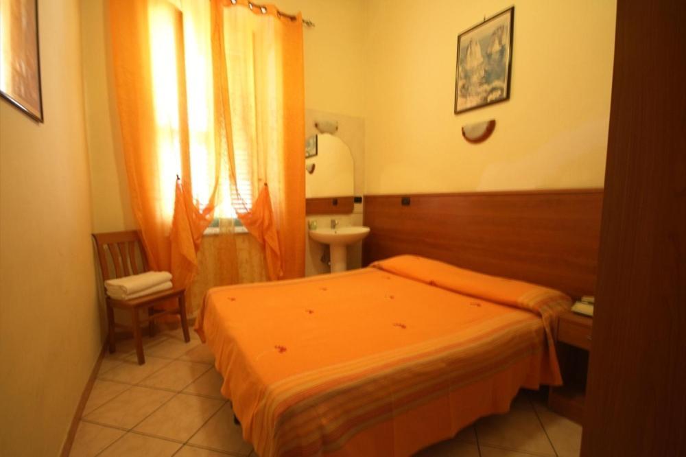 Chambre Double avec Salle de Bains Commune