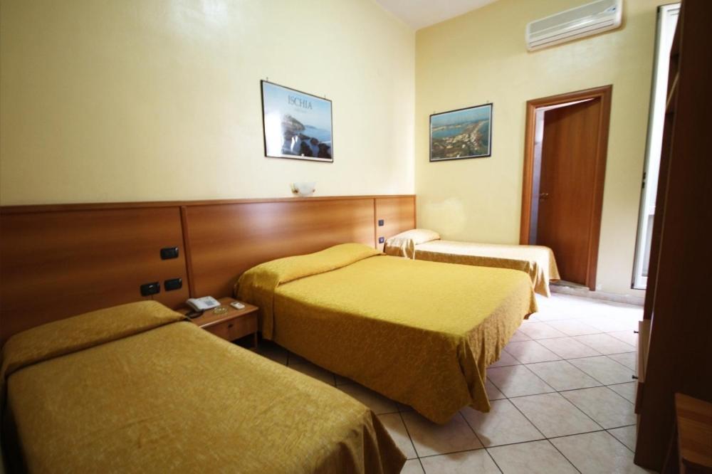 Chambre Quadruple avec Salle de Bains
