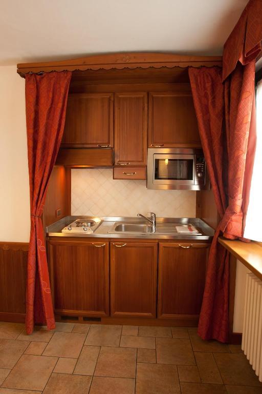 Studio (3 Adults)