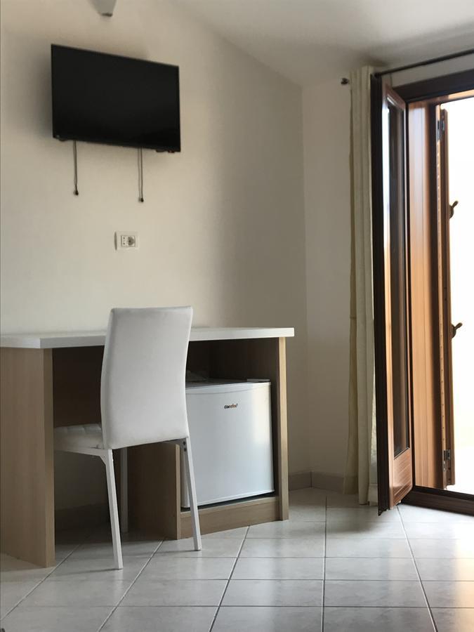 Kamer met Kingsize Bed en Uitzicht op Zee