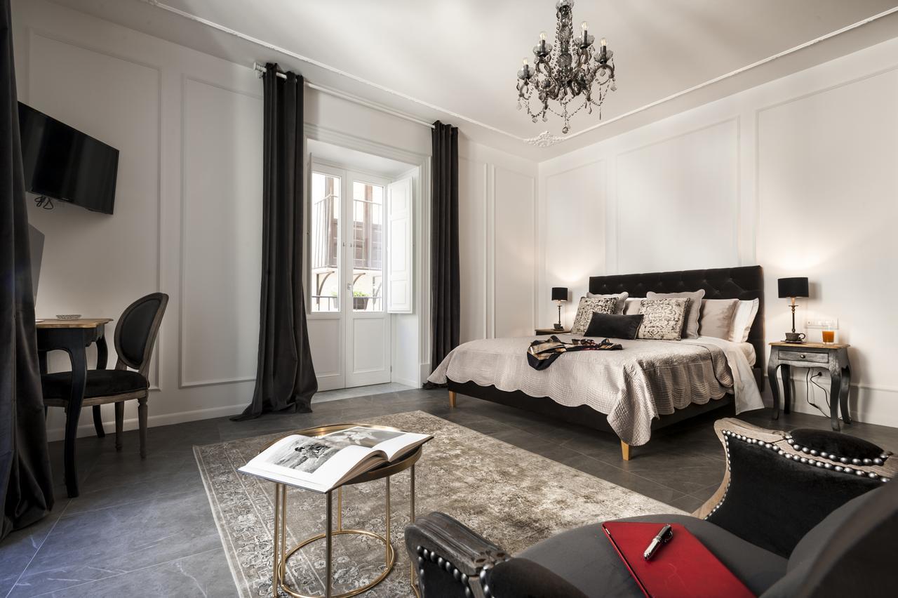 Superior Deluxe Double Room with City View