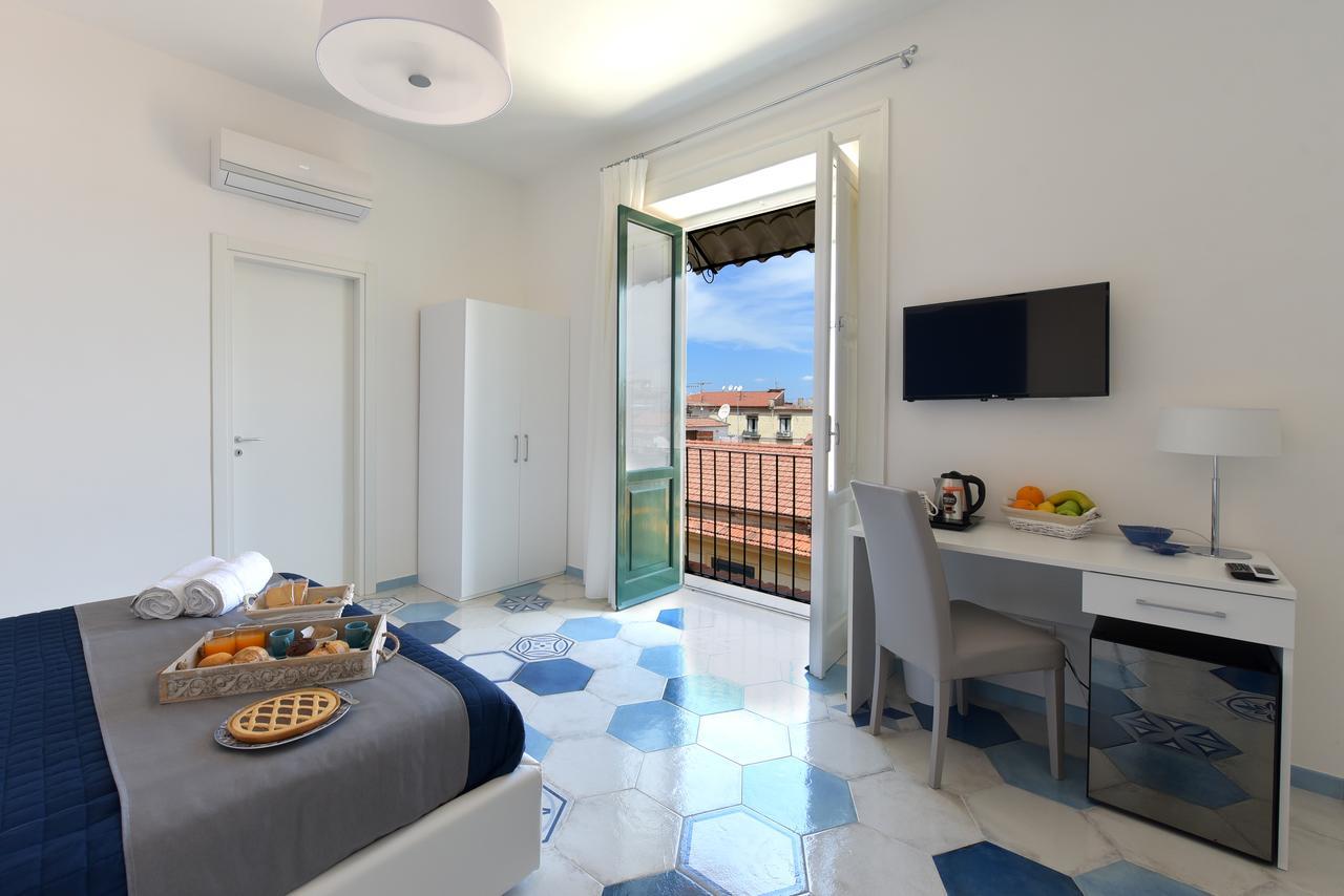 Deluxe Double Room Balcony,662730708:JPEG