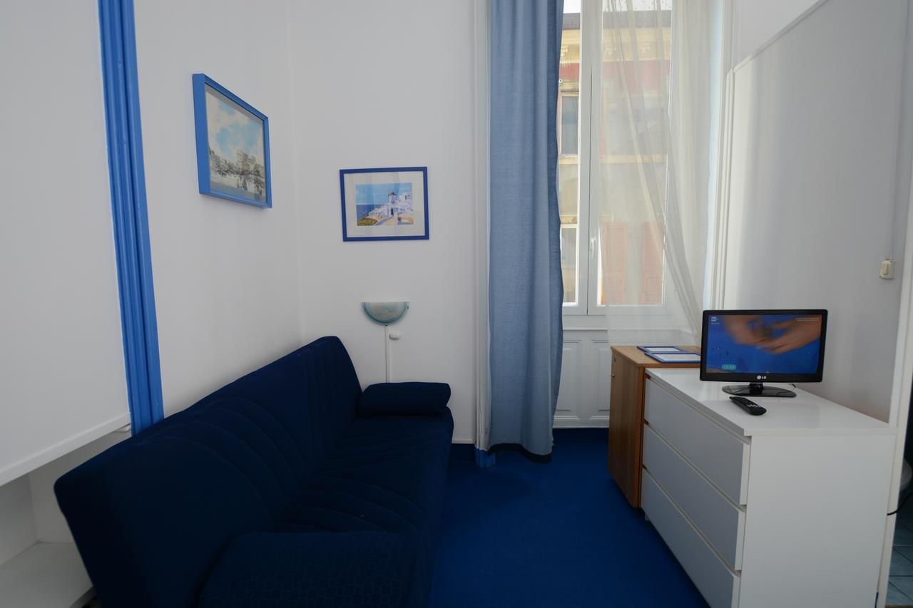 Double or Twin Room with Bathroom