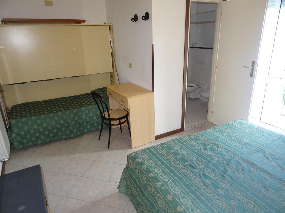 Dreibettzimmer