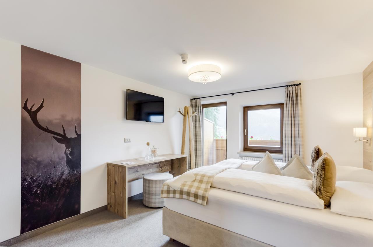 Standard Double Room,666116319:JPEG