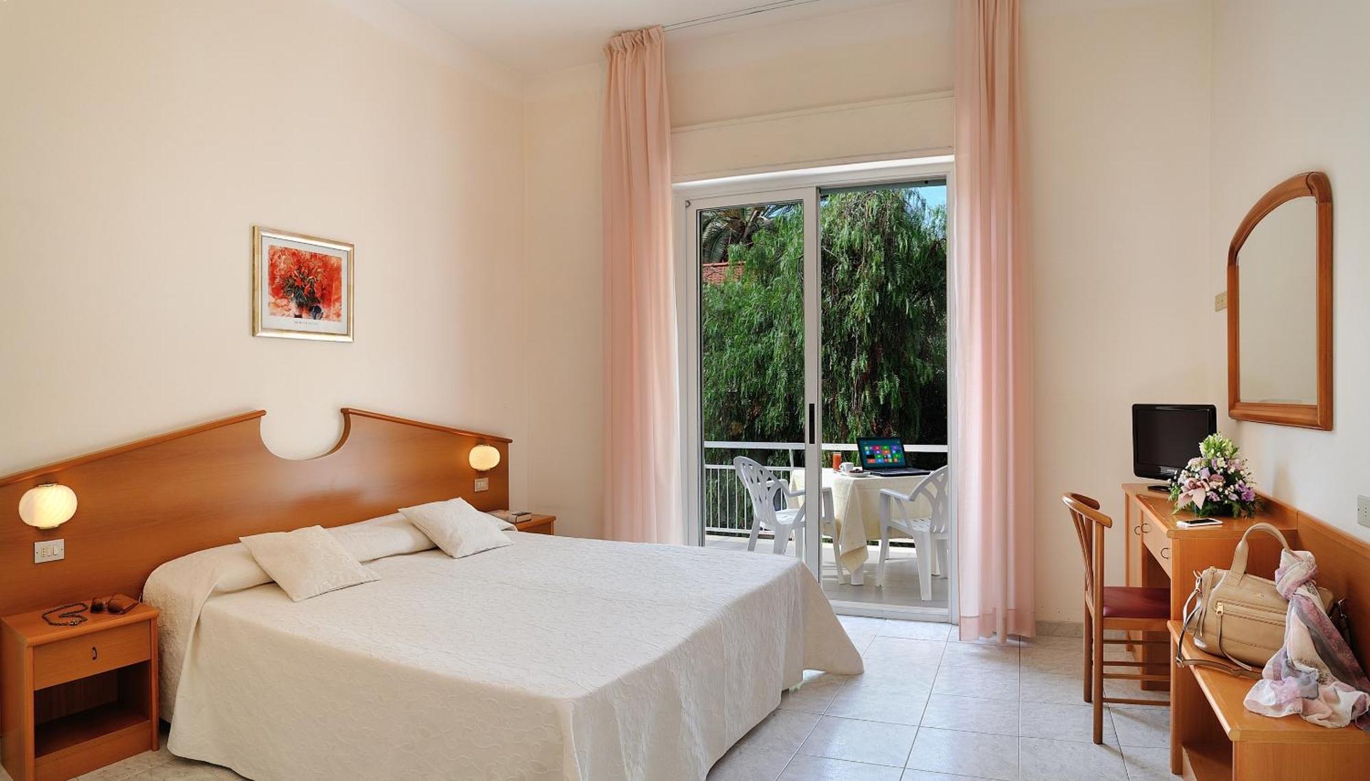 Chambre Triple Confort