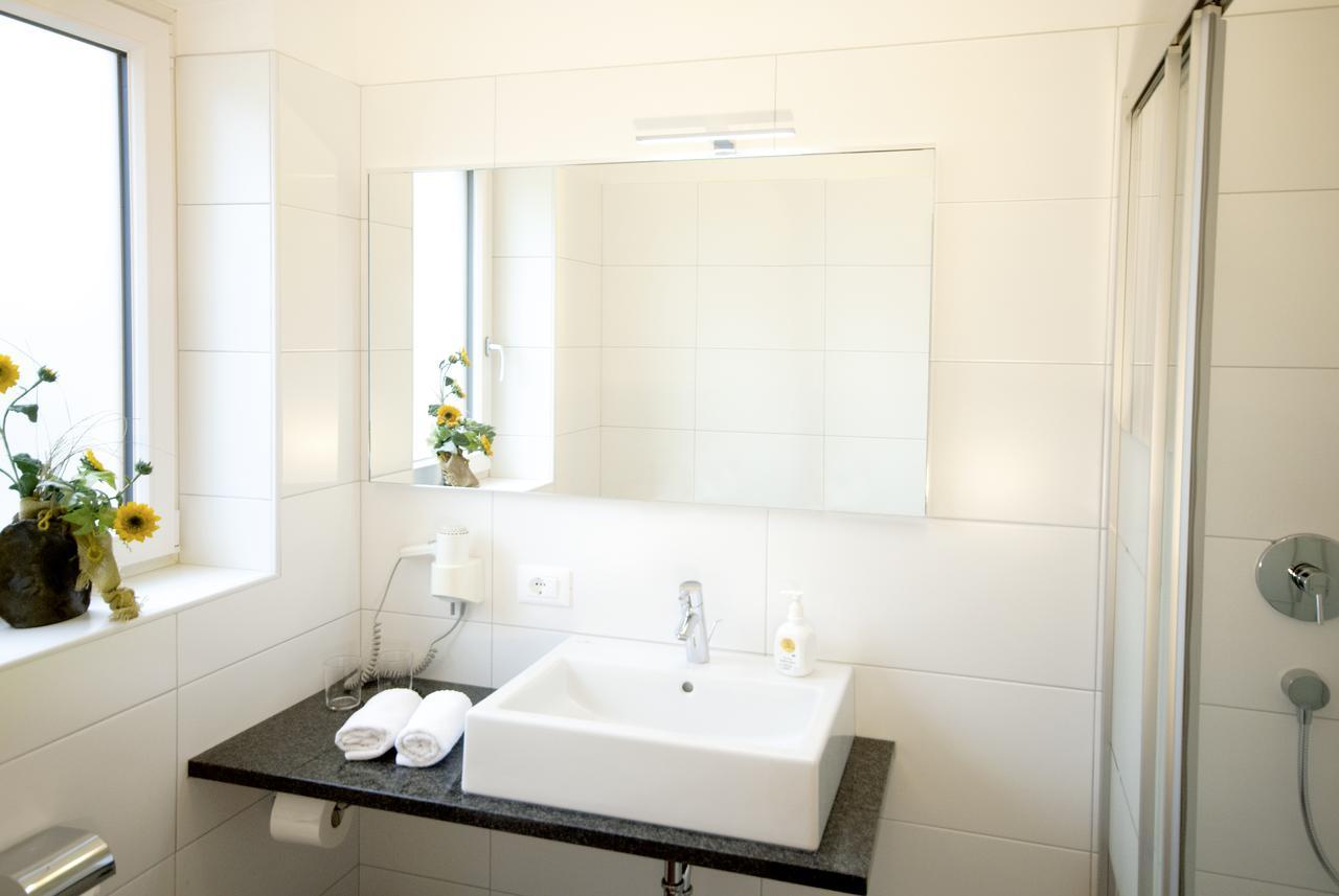 Doppelzimmer mit Balkon