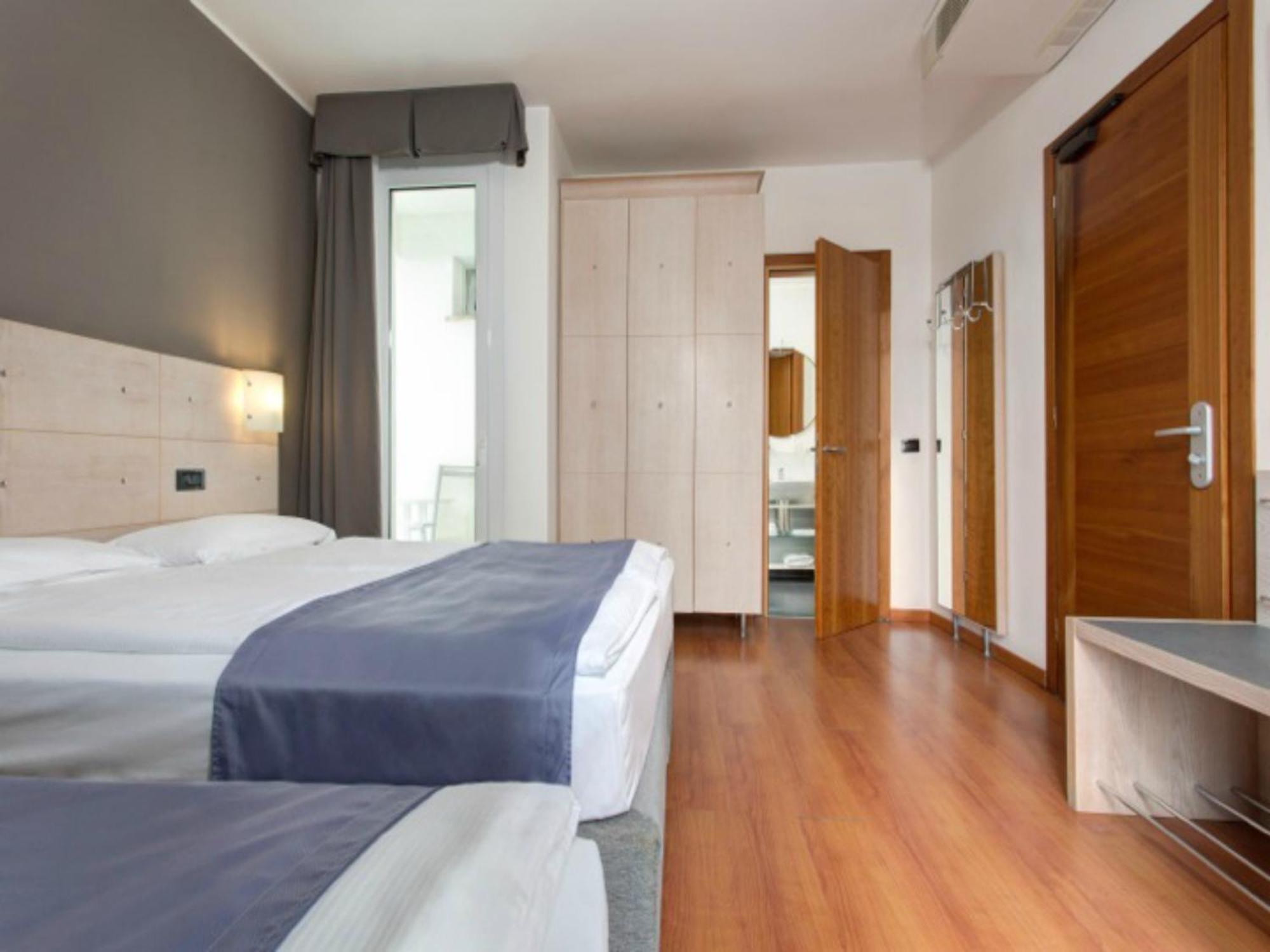 Dreibettzimmer