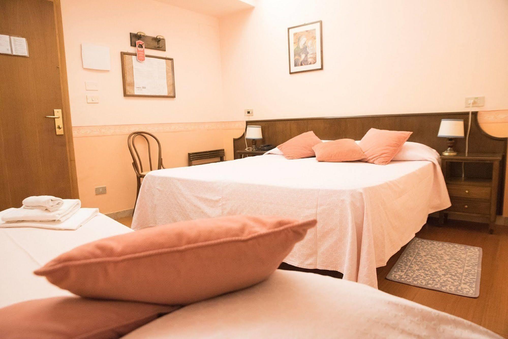 Standard Dreibettzimmer