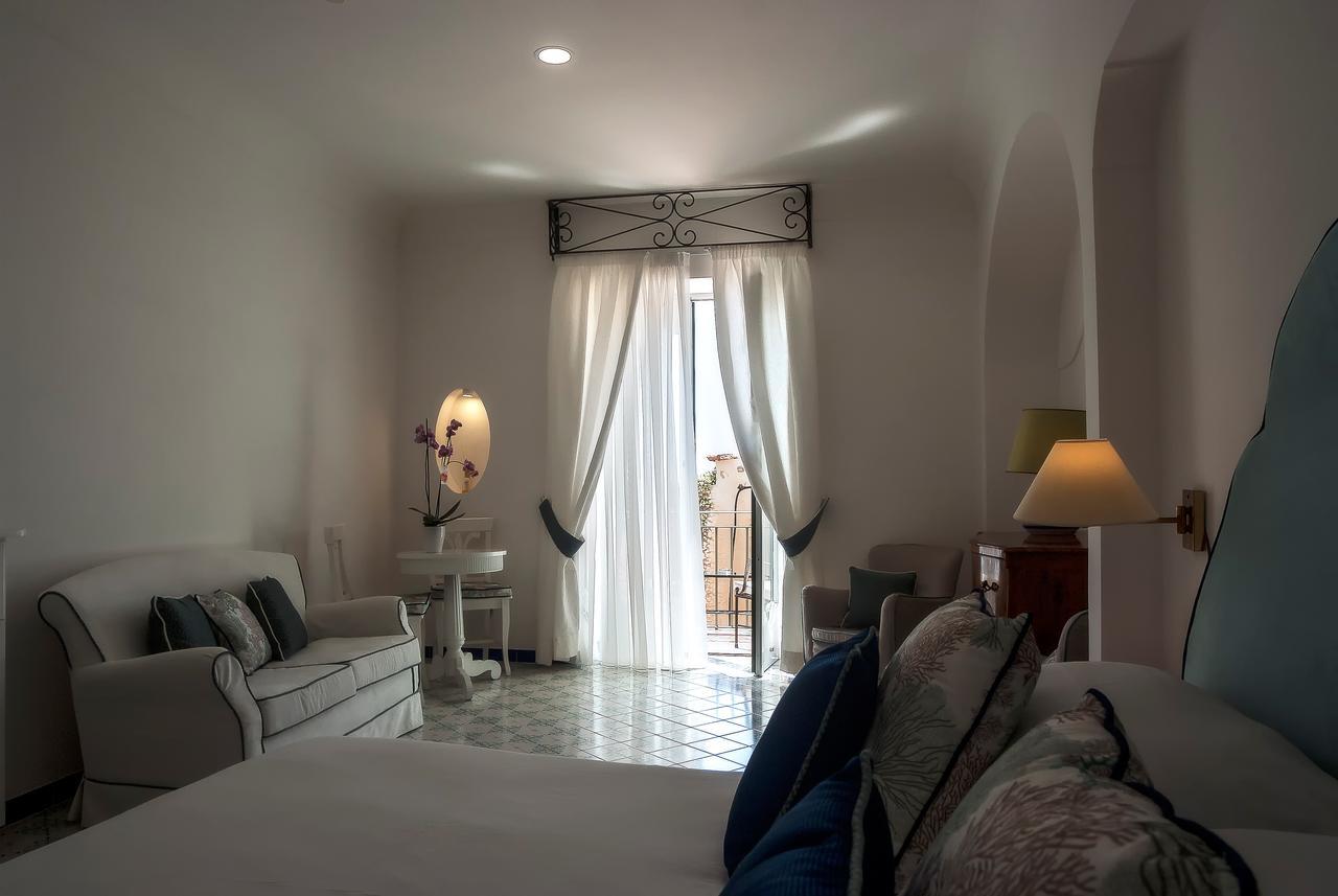 Deluxe Tweepersoonskamer met Zijdelings Uitzicht op Zee