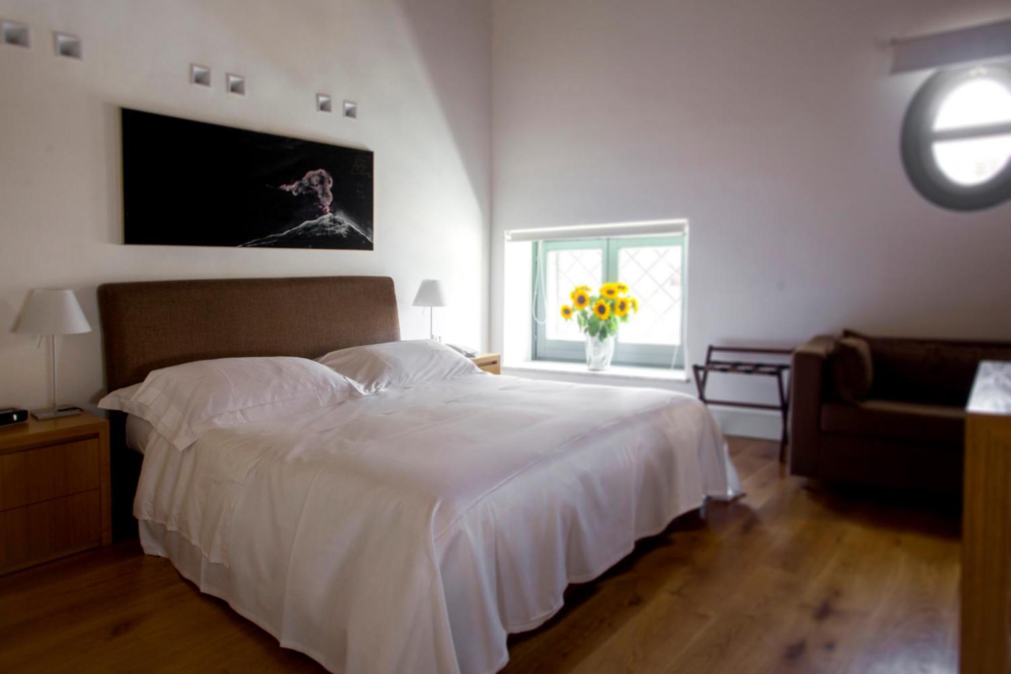 Deluxe Room with Jacuzzi