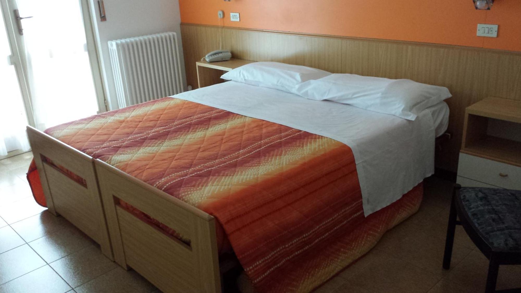 Tweepersoonskamer met 1 of 2 Bedden en Balkon