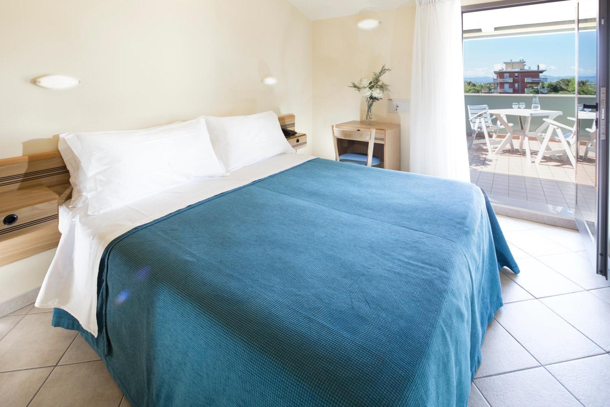 Economy Double Room,713004730:JPEG