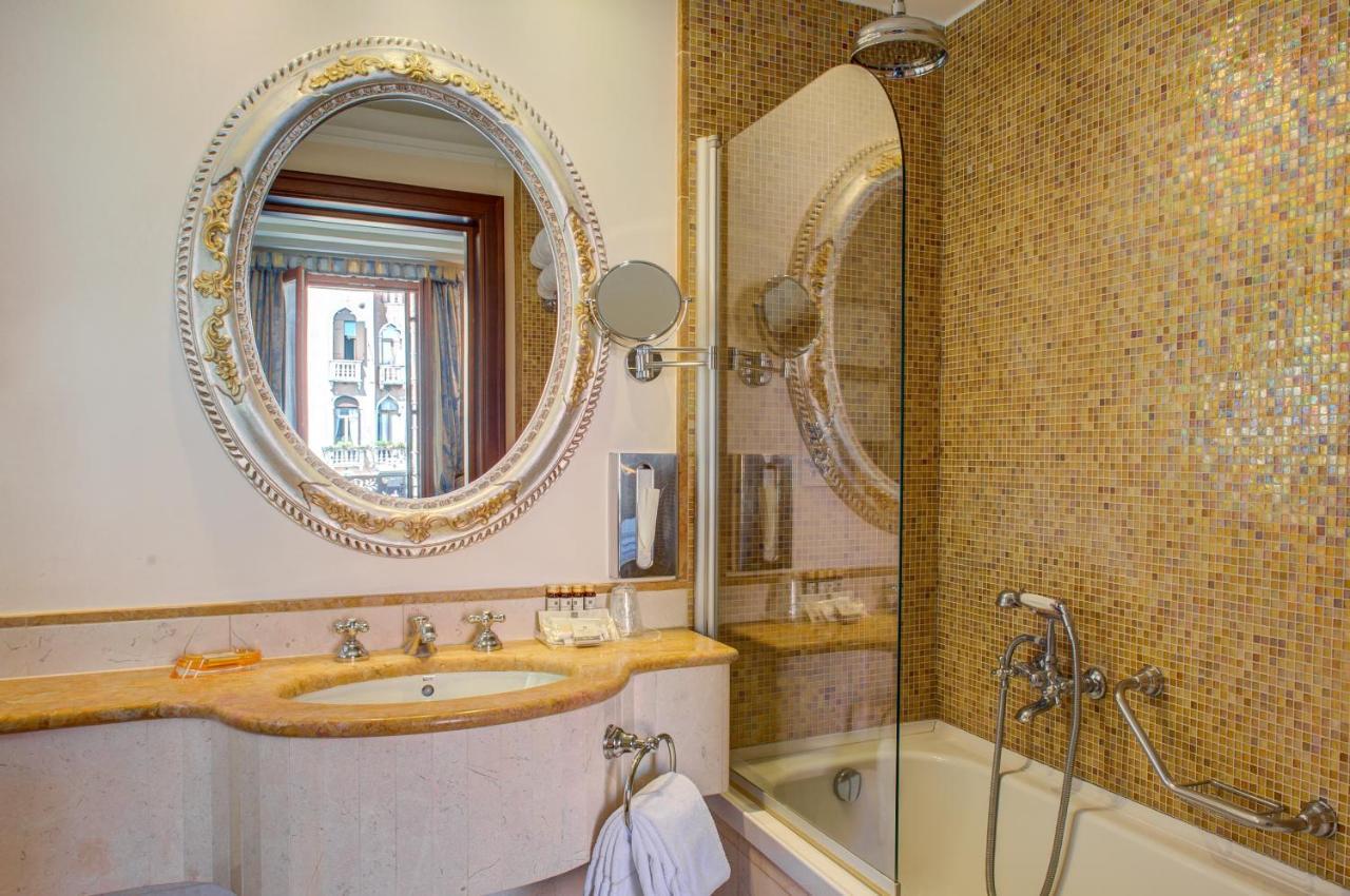 Suite with Grand Canal View