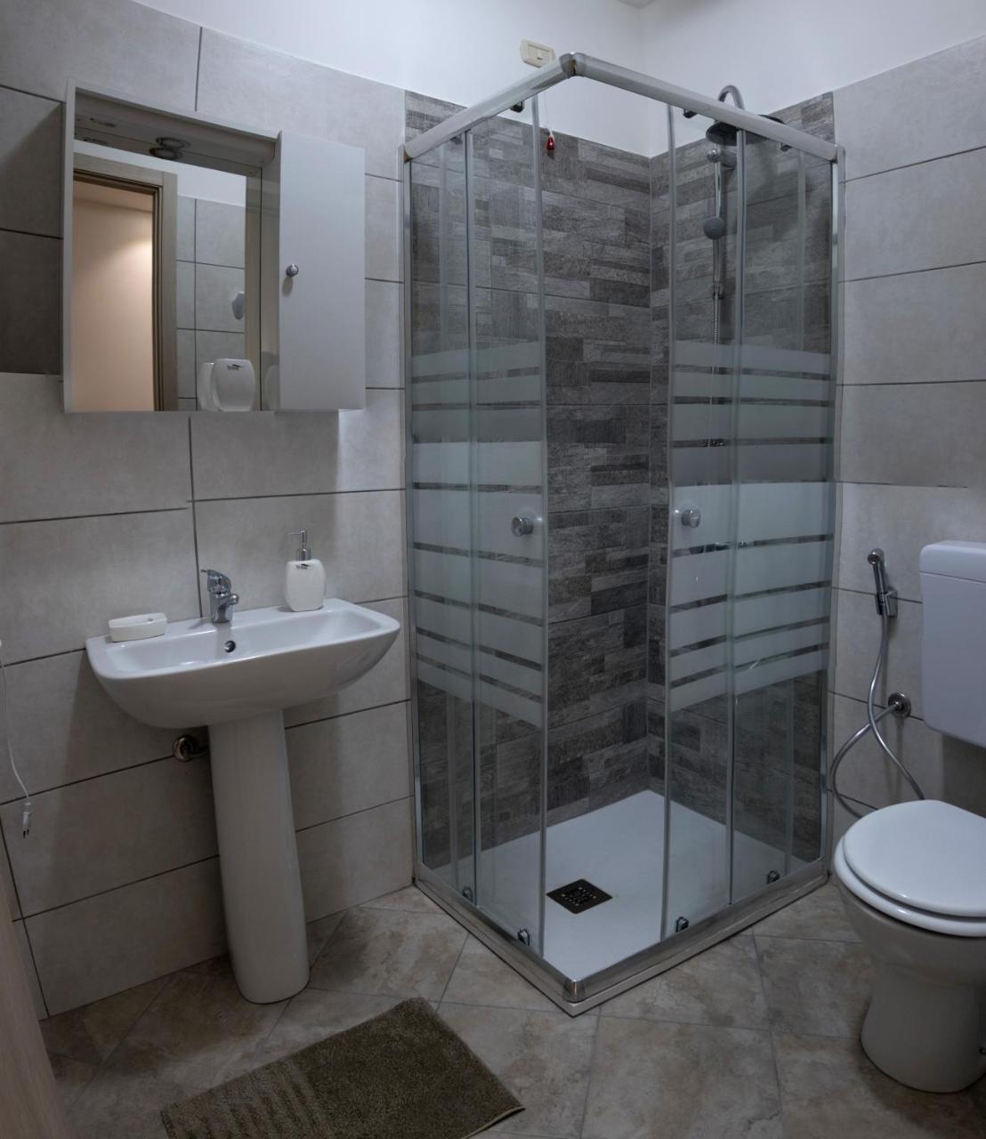 Habitación Doble con baño privado