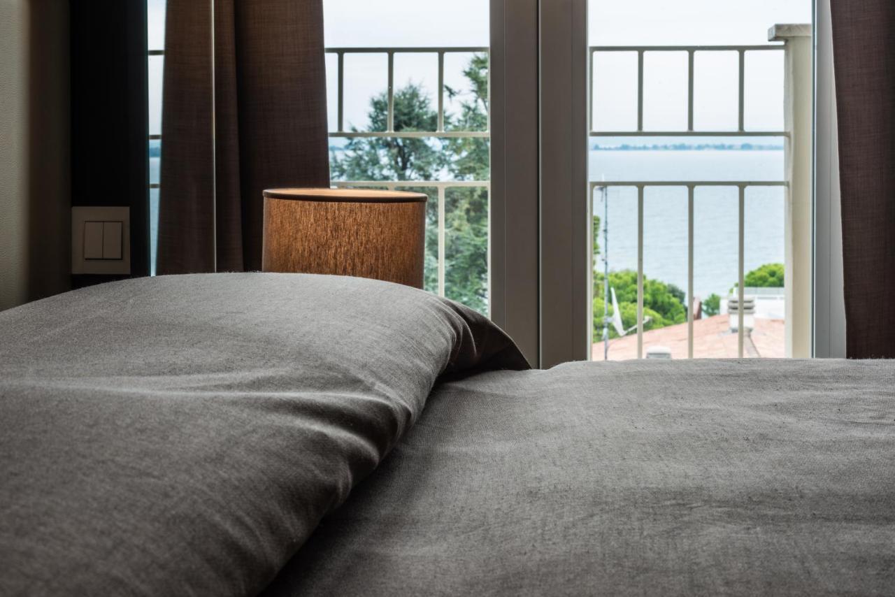 Tweepersoonskamer met Balkon en Uitzicht op het Meer