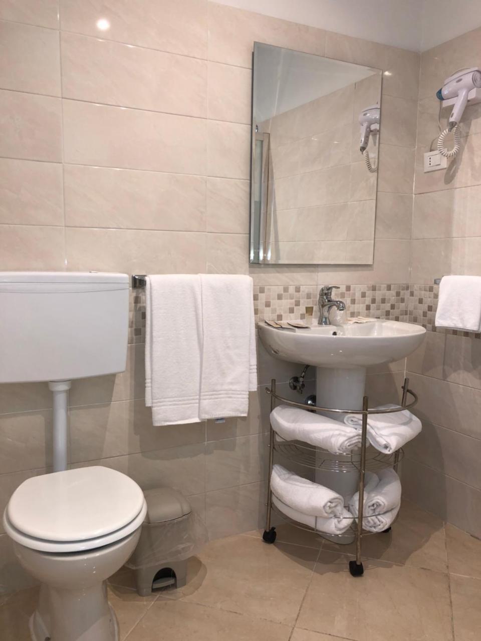 Chambre Triple - Bâtiment Séparé