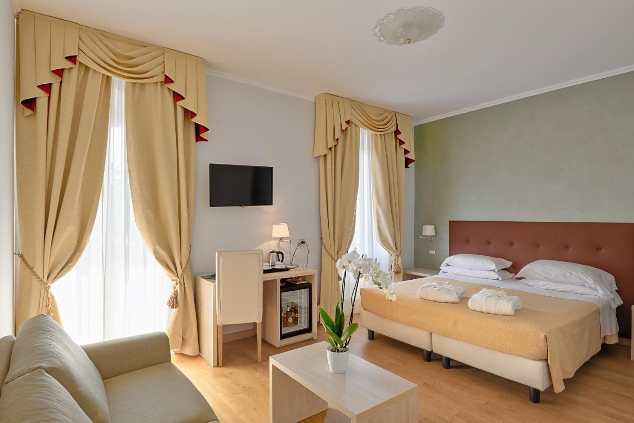 Triple Room Balcony,1433532823:JPEG