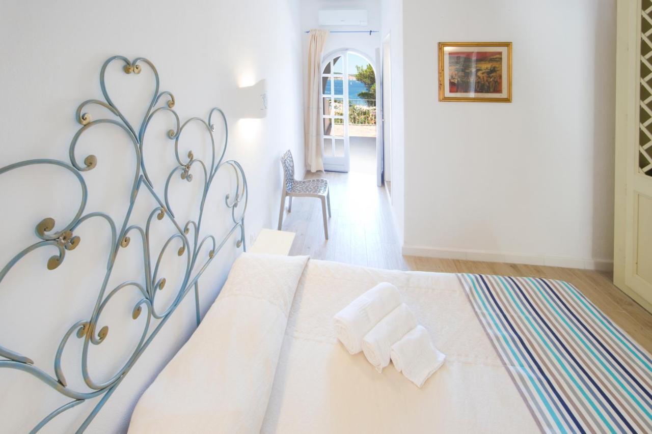 Habitación Doble con balcón y vistas al mar
