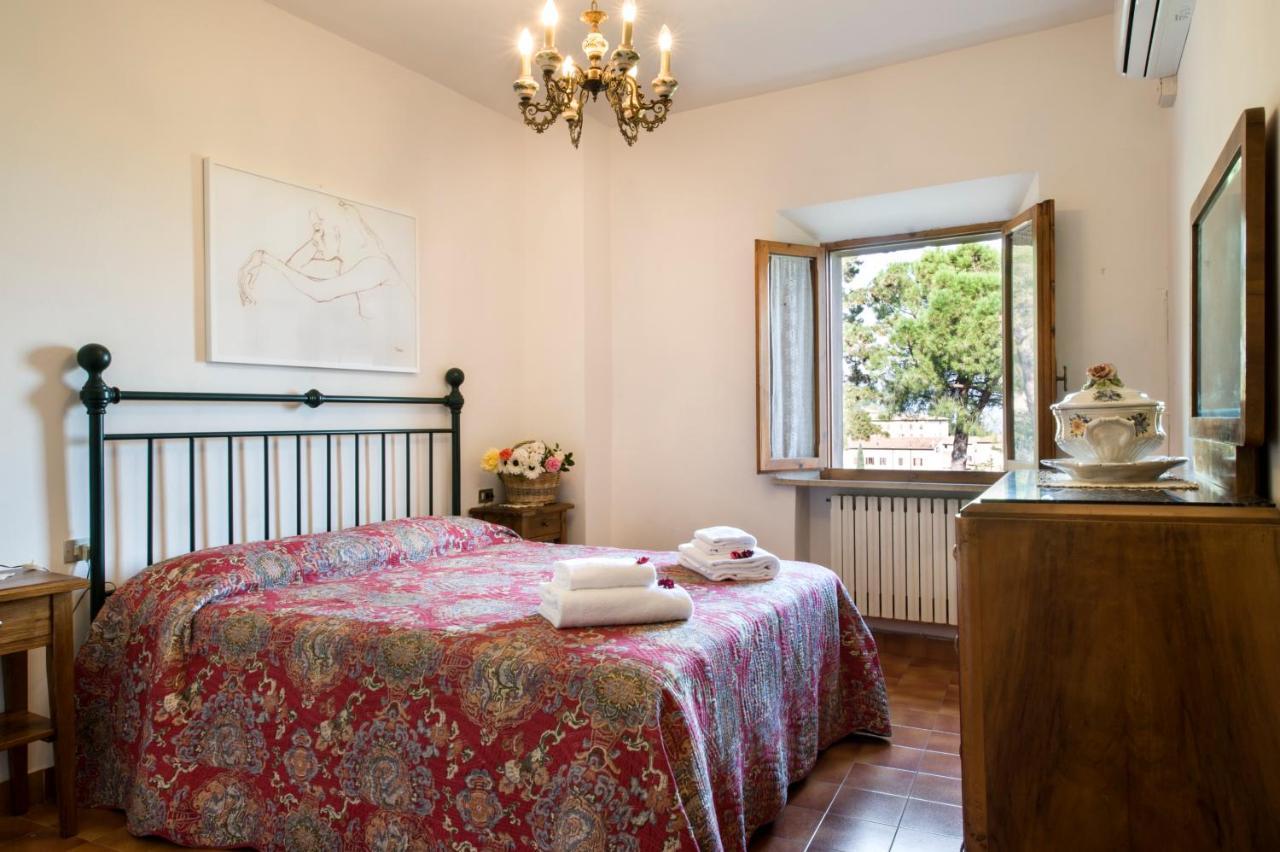 One-Bedroom Apartment Historical Centre
