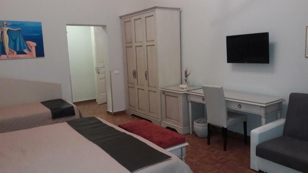 Comfort Triple Room,835473170:JPEG