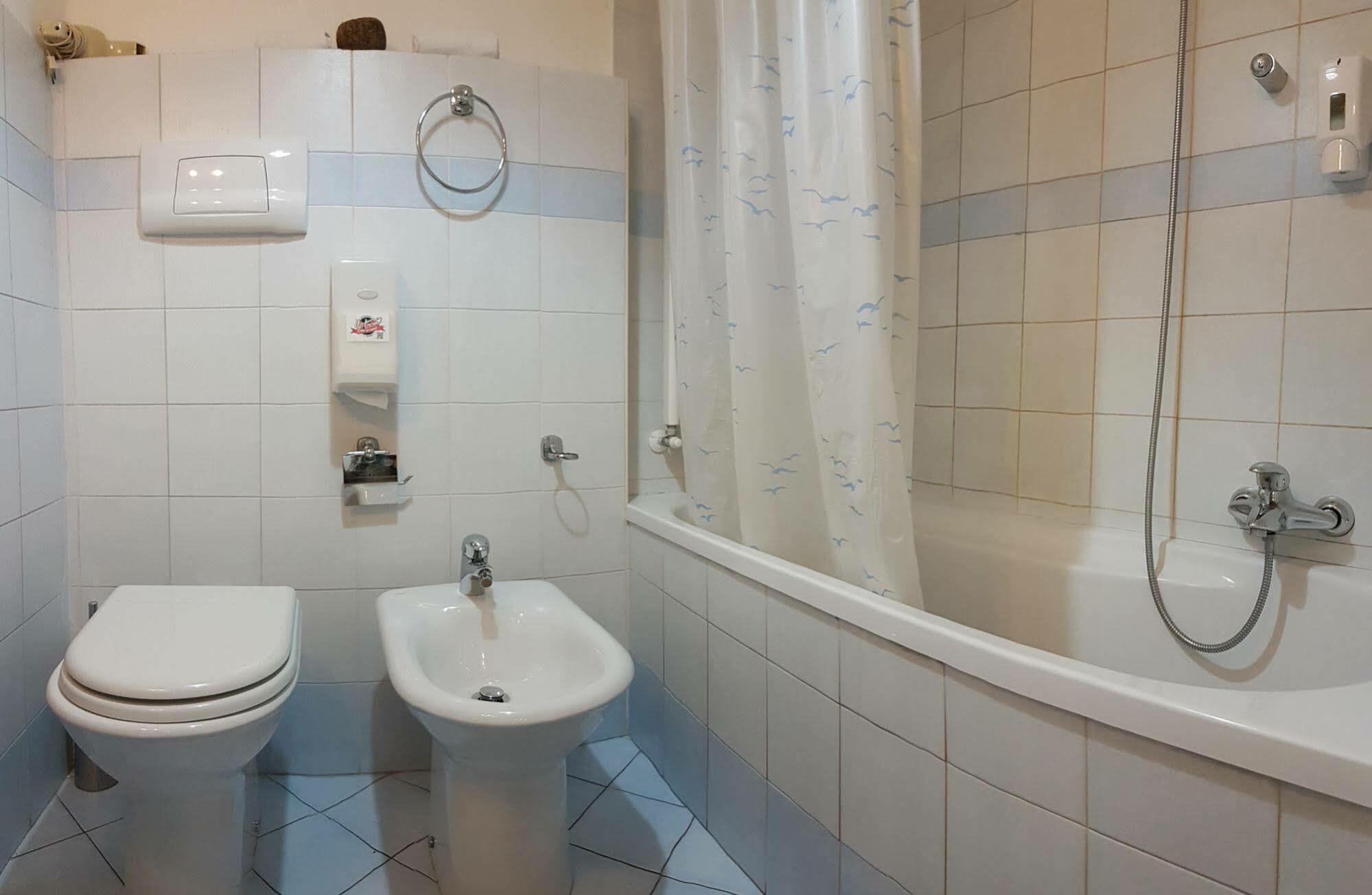 Habitación Doble Estándar con baño compartido