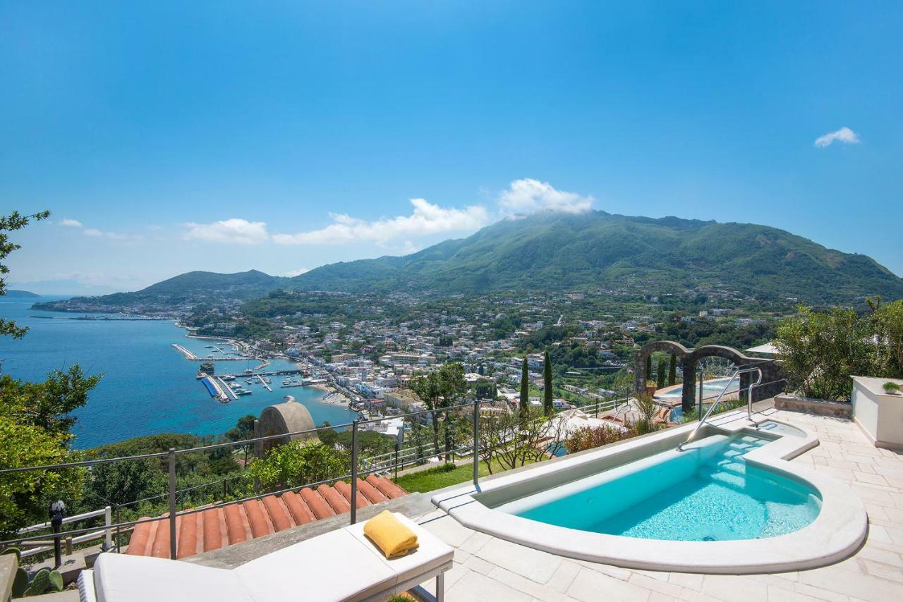 King Suite with Sea View