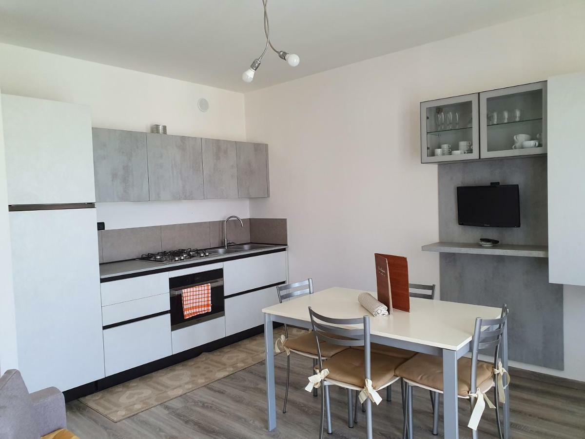 Suite,813037758:JPEG