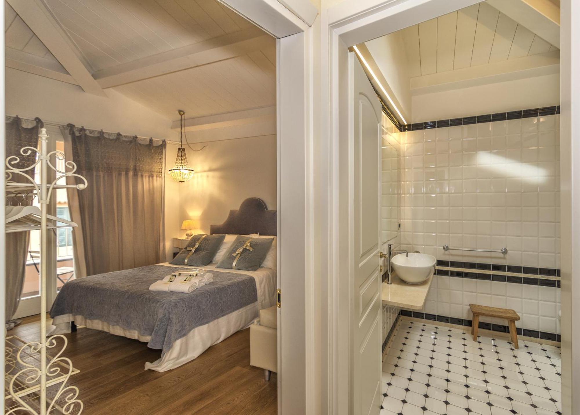 Driepersoonskamer met Eigen Badkamer