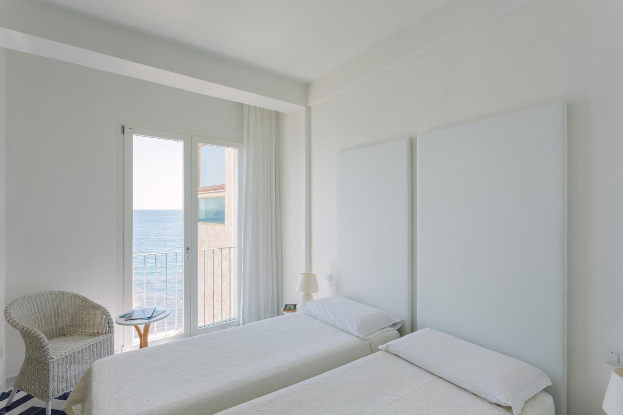 Standard Double or Twin Room with Sea View