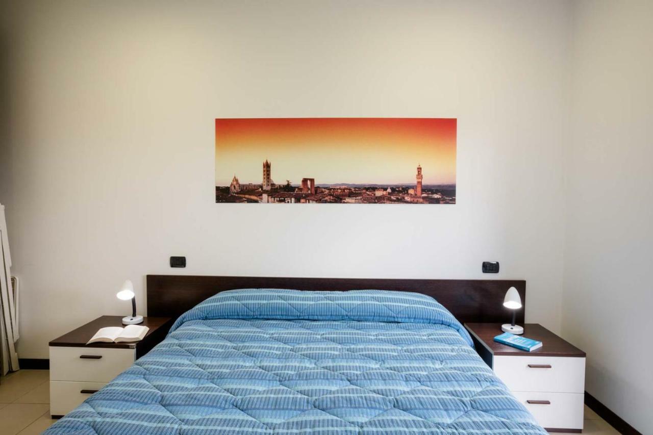 One-Bedroom Apartment,830544068:JPEG