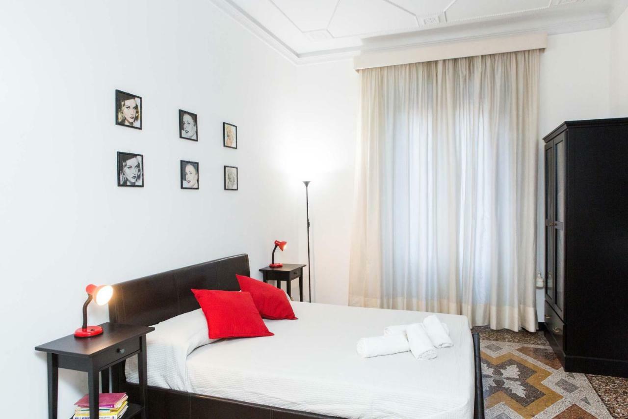 Habitación Deluxe con baño privado externo