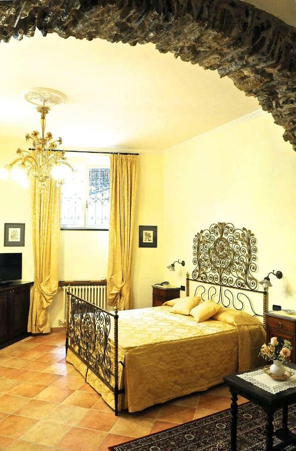 Luxury Triple Room