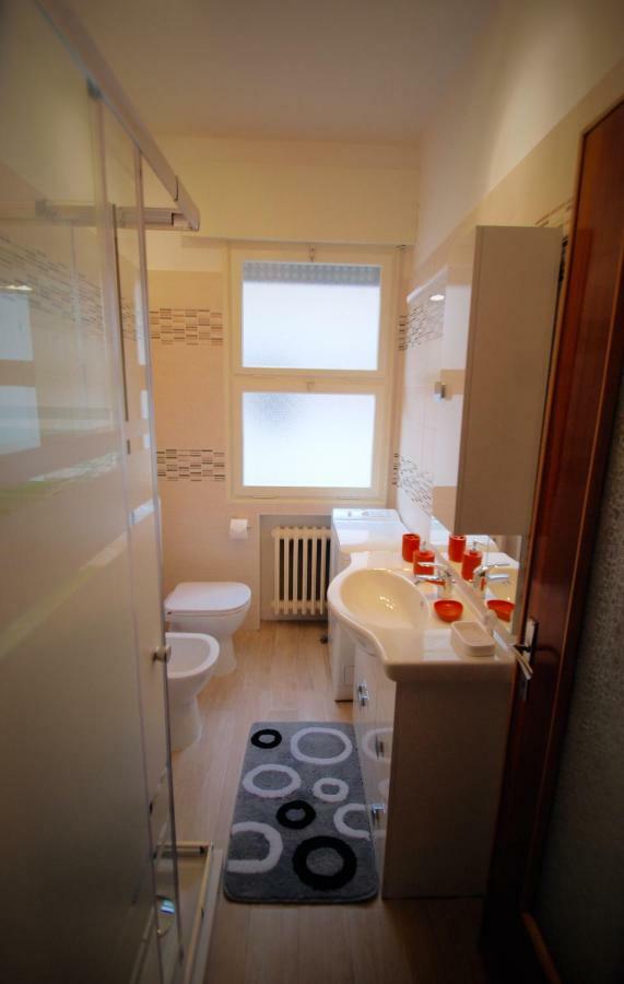 Two-Bedroom Apartment,854803484:JPEG