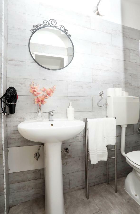 Eenpersoonskamer met Eigen Badkamer