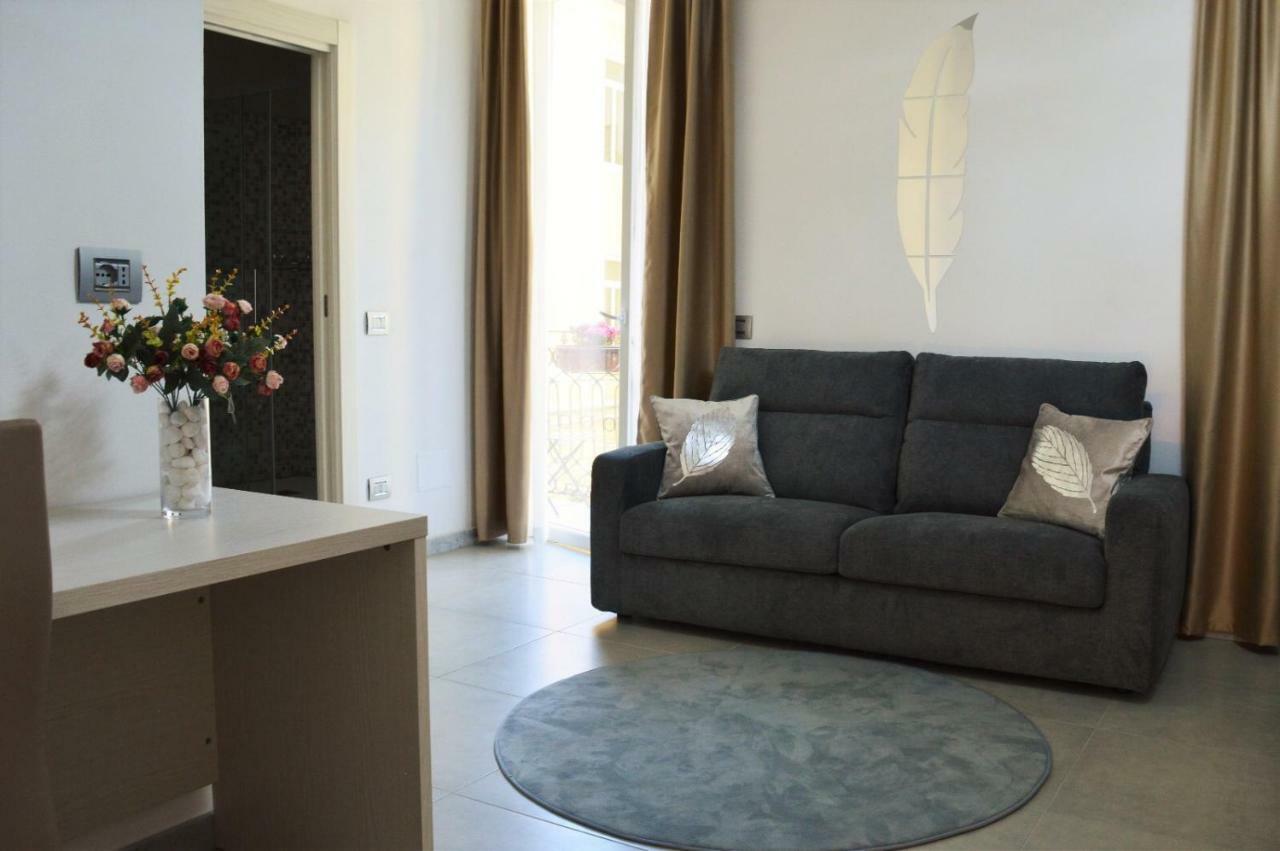 Double Room,864441611:JPEG
