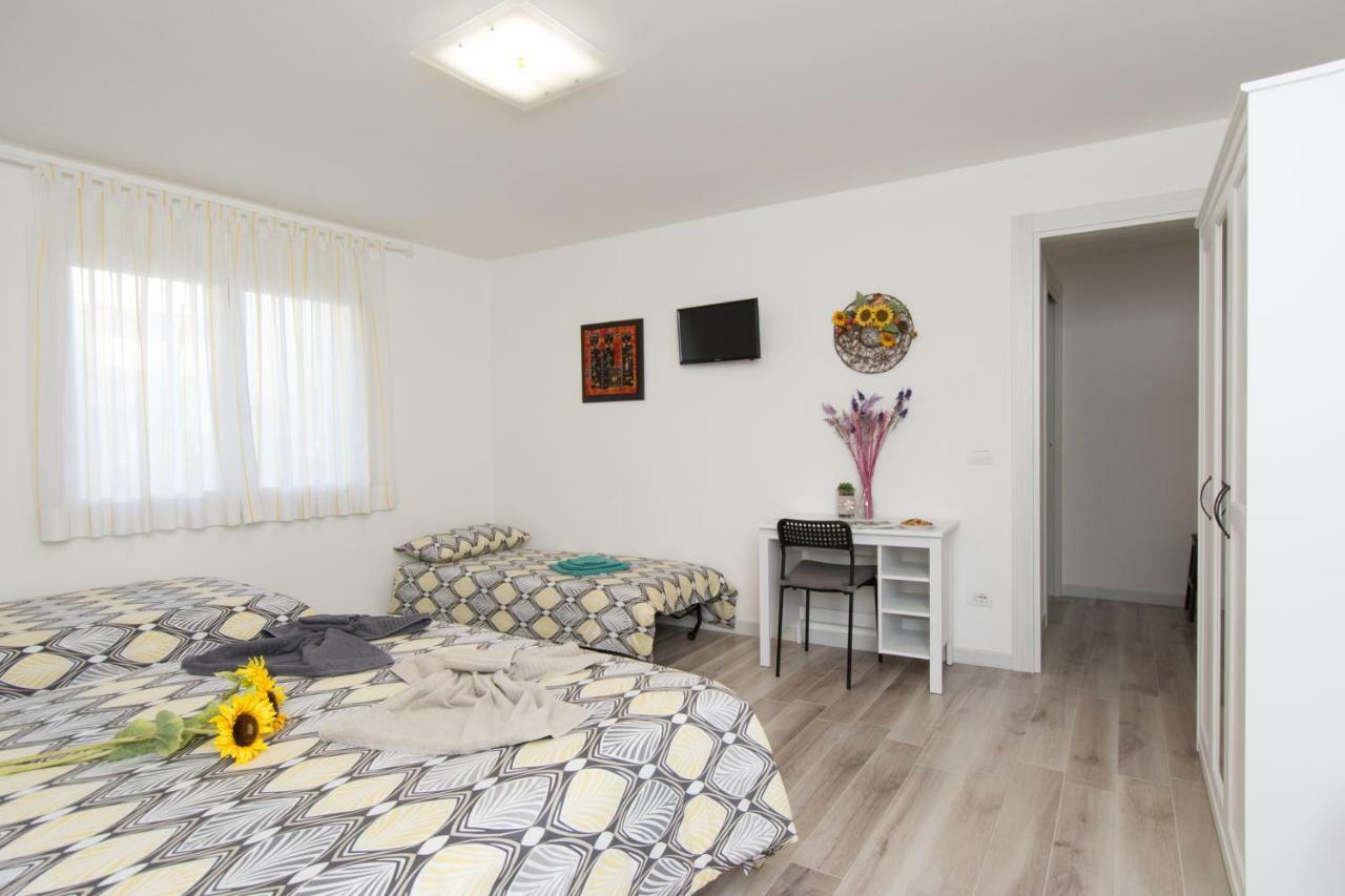 Quadruple Room with Private Bathroom