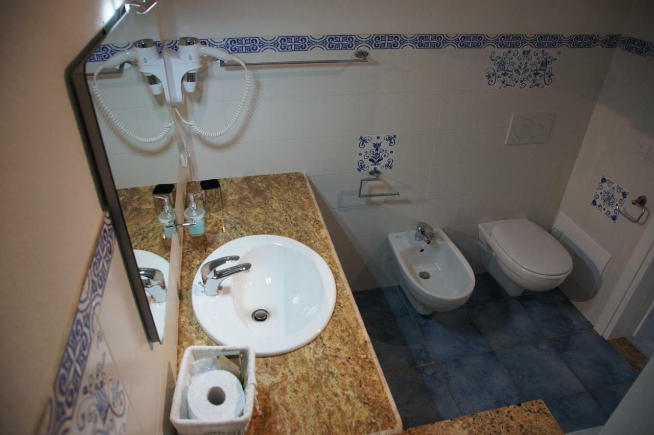 Chambre Triple avec Salle de Bains Privative